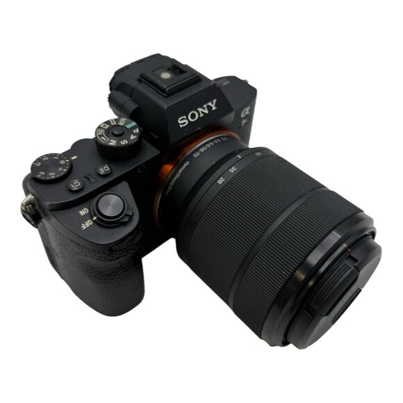 Sony Alpha A7R II Digital Camera with FE- 28-70mm (See Desc) 2 Batteries Charger - Picture 2 of 14